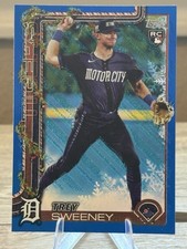 2025 Topps Holiday - Trey Sweeney #H172 Holiday Blue Metallic Glitter (RC)