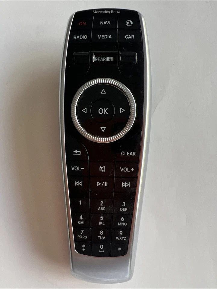 MERCEDES BENZ DVD Entertainment Remote Control A2228206089 OEM USED - Imagen 1 de 4