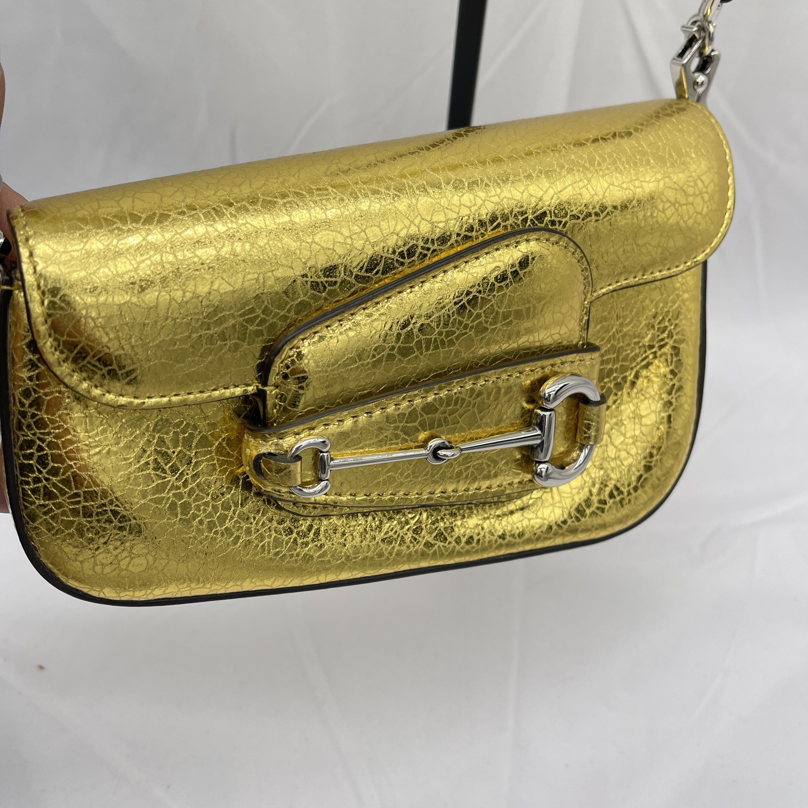 Gucci Mini Horsebit 1995 Asymmetric Shoulder Bag Metallic Leather Gold Pre-Owned thumbnail 3