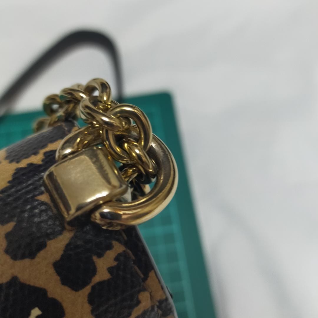 Leopard pattern FURLA crossbody chain shoulder bag - image 7