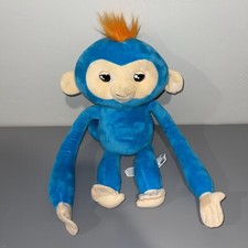 Fingerlings Interactive Hugs Boris Blue Interactive Talking Plush Baby Monkey