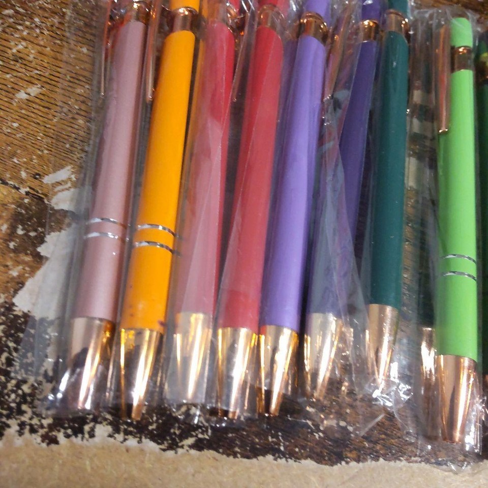 ballpoint-pen-with-stylus-no-company-name-9-sticks-of-gold-403955-ebay