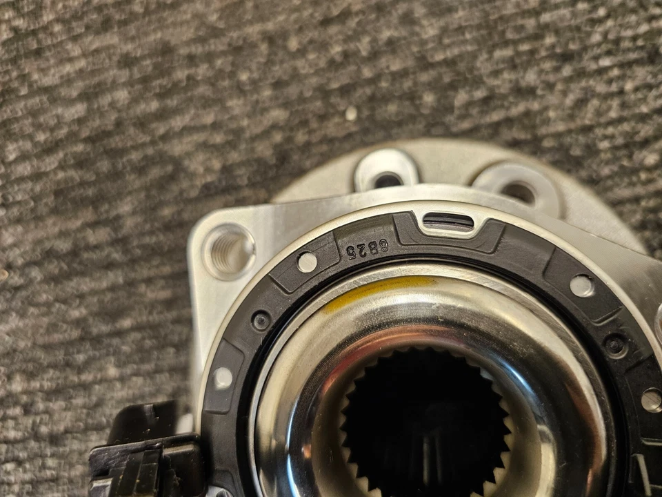 Conjunto de cojinete de rueda y buje MOOG 513191 para 03-11 Saab 9-3 9-3X Foto 4 de 4