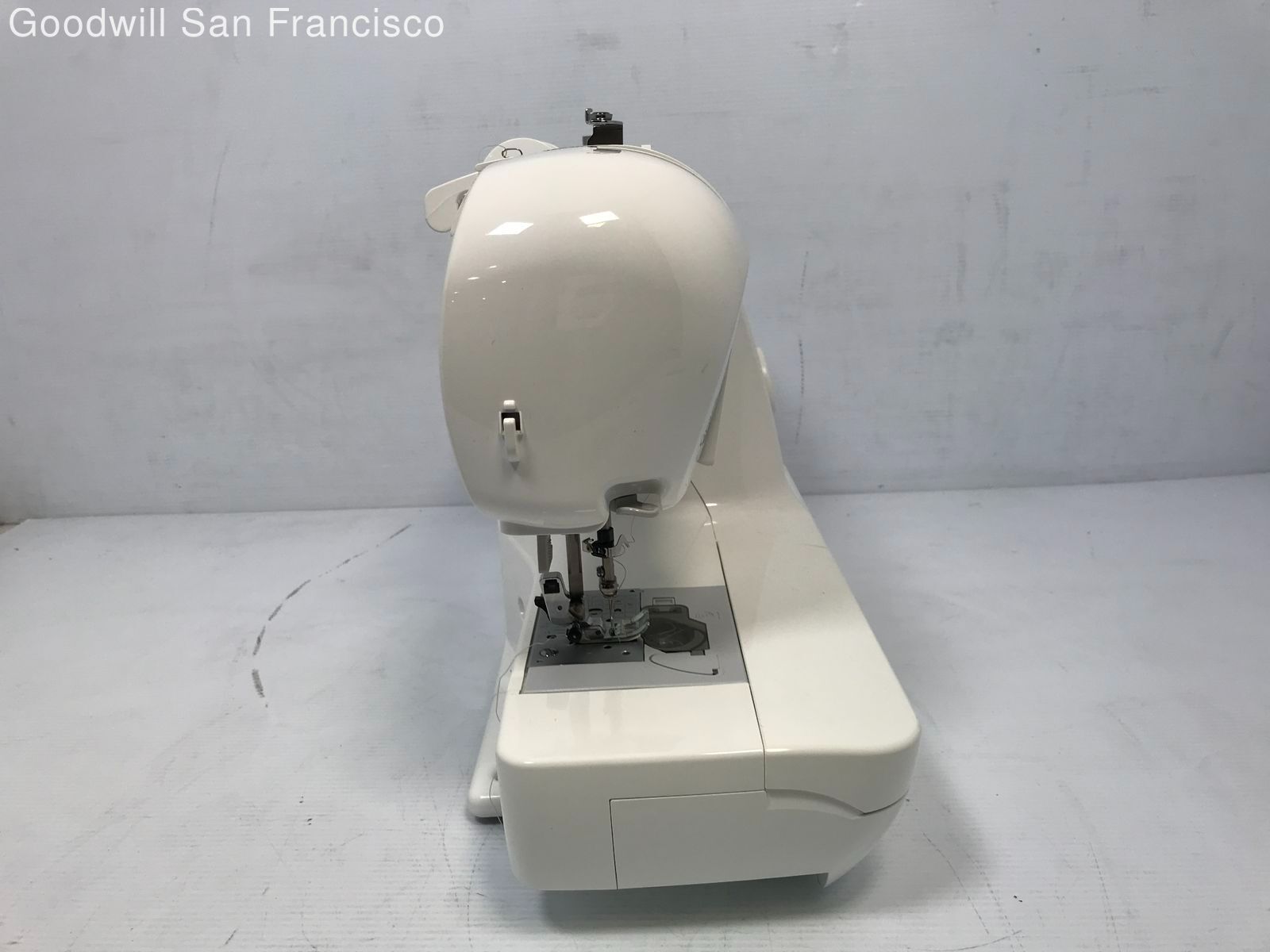Baby Lock BL40 Sewing Machine White With Paddle And Travel Case eBay