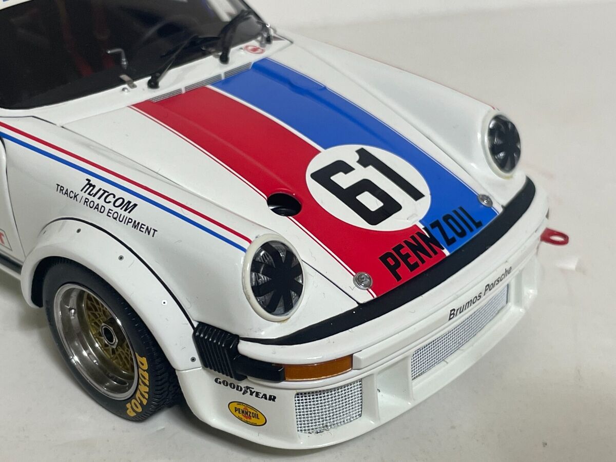 Exoto 1/18 Porsche 934 RSR #61 Daytona 24h 1977 Jim Busby Exoto 1/18 Porsche 934 RSR #61 Daytona 24h 1977 Jim Busby
