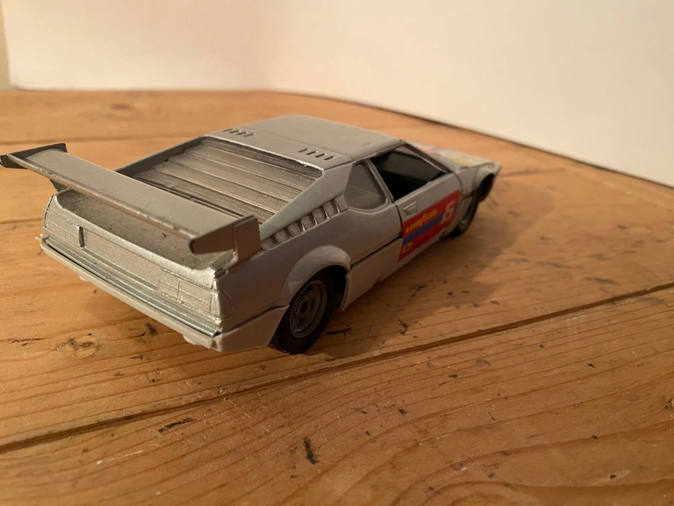 Tonka Polistil BMW M1, escala 1:25, modelo fundido a presión, plateado, Goodyear, estado usado. Foto 4 de 4
