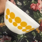 Inspired By Pyrex VINTAGE CHARM Yellow Dot Mixing Bowl Milk Glass 6 Cup 1.4L