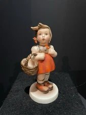 Goebel Hummel Figurine Little Shopper 45 Inches 96 TMK 2 Girl Basket Early Gift