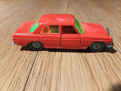 Vintage SIKU MERCEDES BENZ 250 Model V309 Red w/ Opening Doors & Yellow 'Glass'