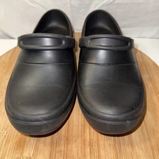 Crocs Mercy 10876 Womens Size 7 W Black Rubber  Slip-On Work Clogs