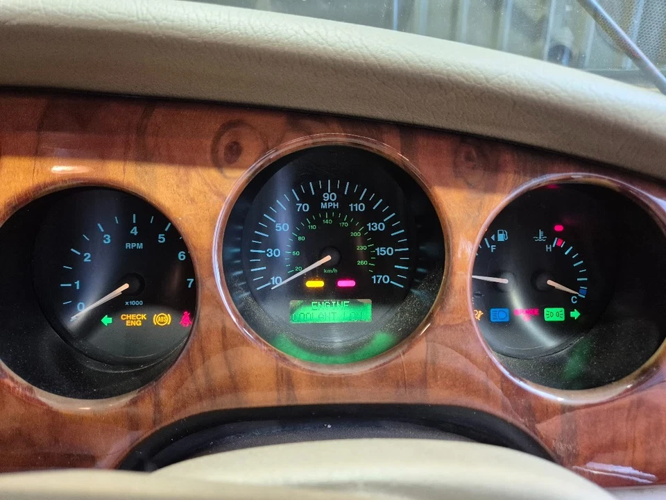 Комплект отделки внутренней центральной панели из шпона для приборной панели и консоли Jaguar XK8 1998 X100 - Изображение 2 из 4