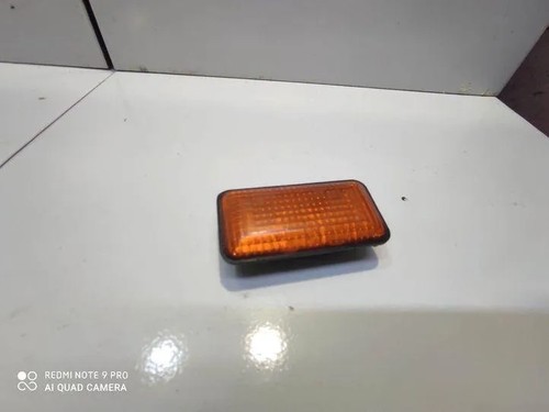 VW GOLF III 1H1 Kotflügelblinker vorne links 1H0949117A 1.90 Diesel 27161309