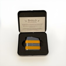 SIGLO Marken-Feuerzeug (Orange/Chrom) im Etui – Sammler-/Bastlerstück