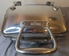 All-Clad Waffler 2 Square Belgian Waffle Maker Model 6061 s1 Tested Working