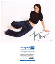 Trew Mullen ‘The Moment’ Actress Signed 8x10 Photo 'Ana' ACOA