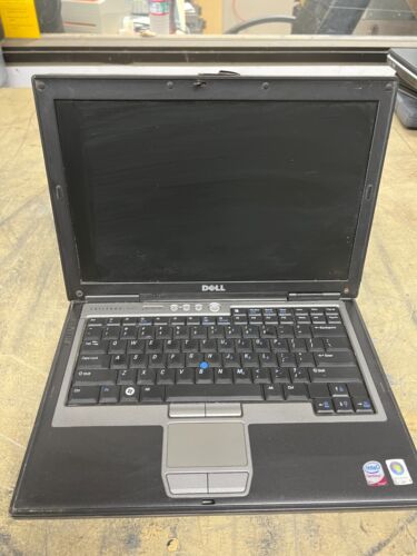 Dell Latitude D630 C2D T7250 2.0GHz 2GB RAM NO HDD - Picture 1 of 7