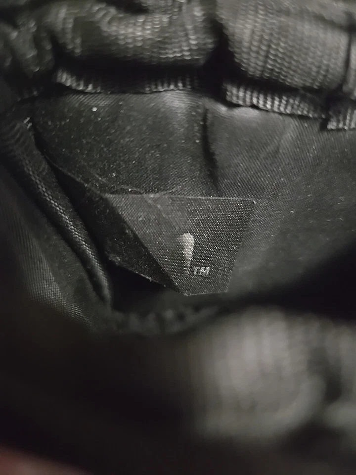 Icon 相机保护壳 齿轮包 黑色 带肩带(仅袋 无相机) — 第 4/4 张图片