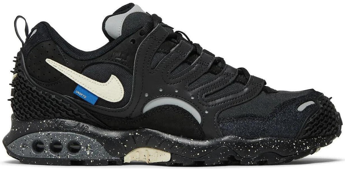 Undefeated x Nike Air Terra Humara Black for Sale | Authenticity