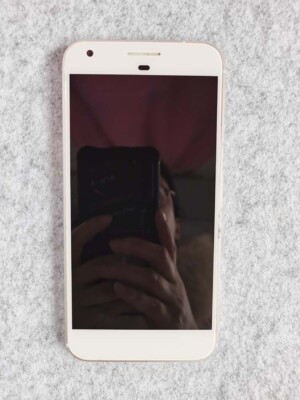 Google Pixel XL Android 12MP 32GB 4GB RAM Mobilephone Unlocked