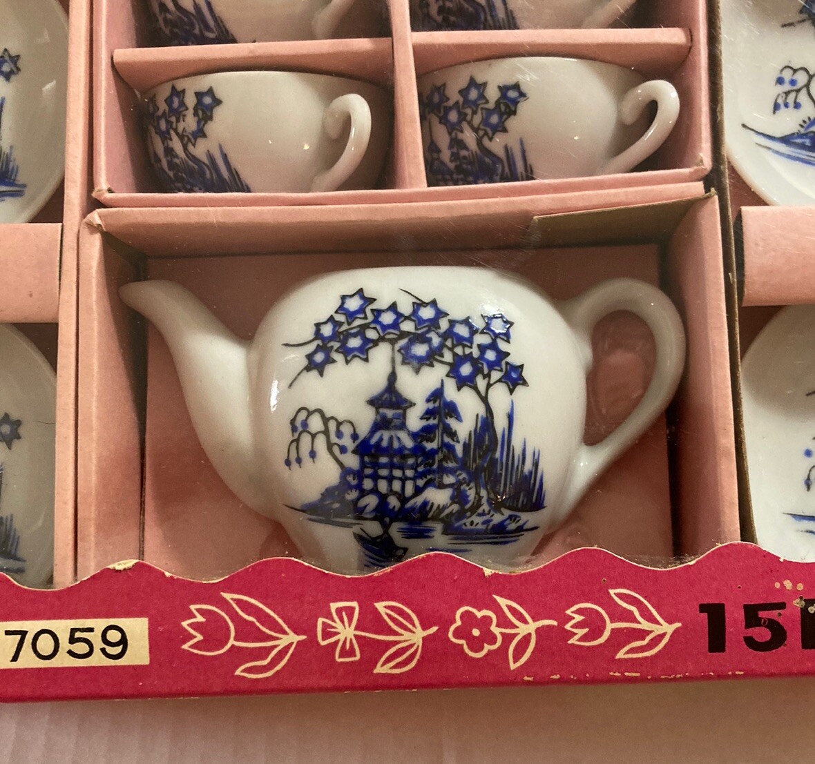 Vintage Jaymar Toy China Tea Set 15 Pc Blue White Pagoda Vintage Jaymar Toy China Tea Set 15 Pc Blue White Pagoda