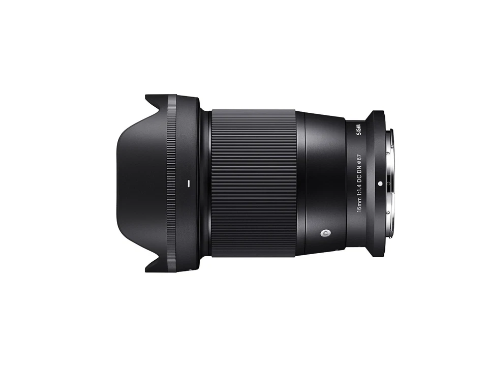 Sigma Contemporary 16mm f1.4 DC DN Wide Angle Prime Lens - Fujifilm X - Image 2 of 3
