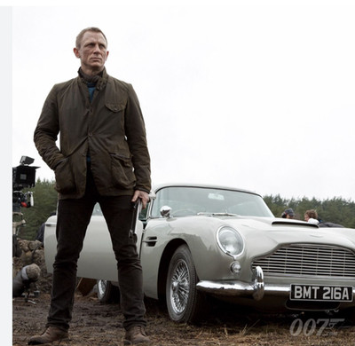 The James Bond Skyfall Scotland ~ BARBOUR BEACON SPORTS WAXED BLAZER JACKET