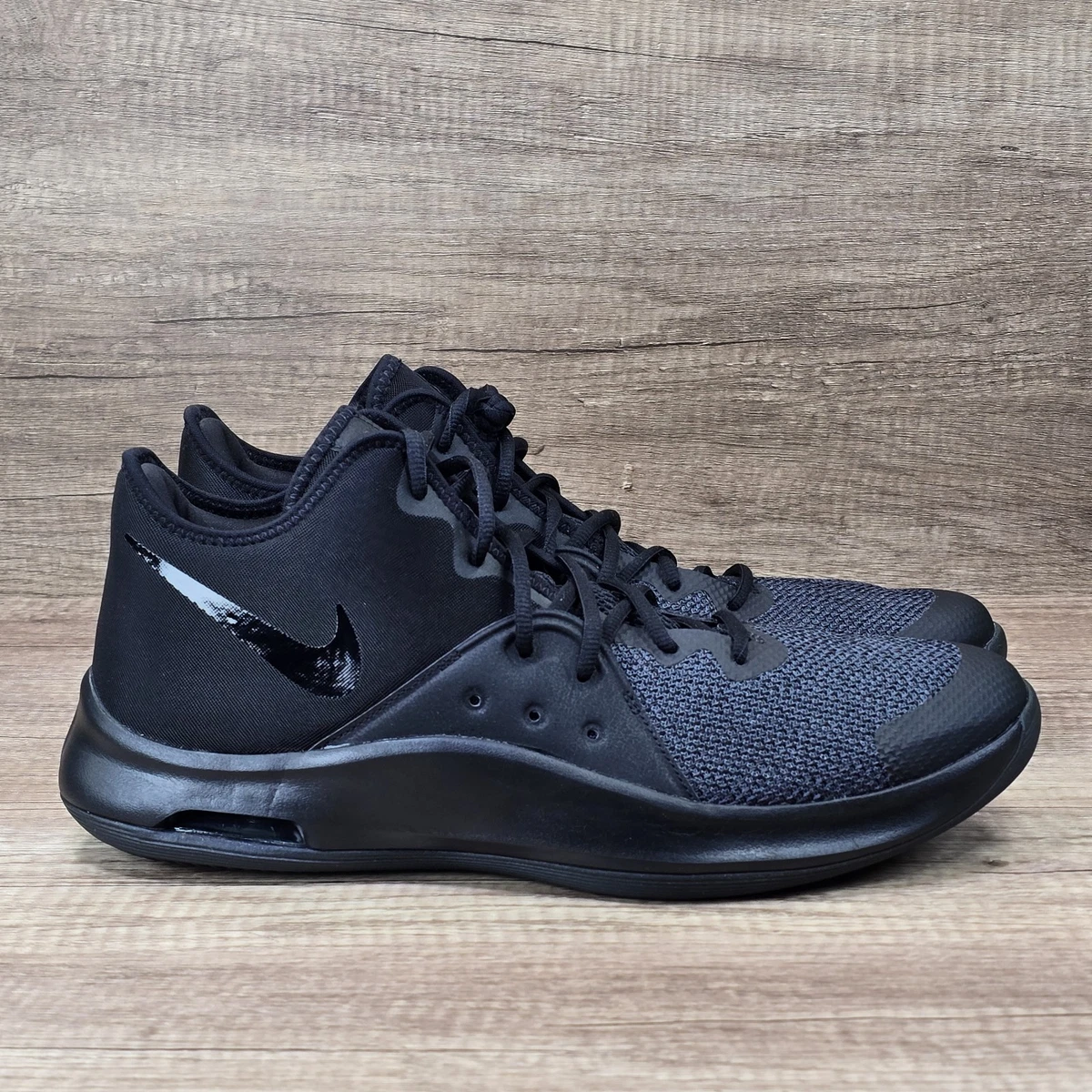 Nike Air Versitile 3 Black Anthracite for Sale  display picture 2