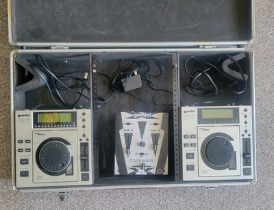 Pair Of Gemini CDJ-20 Professional DJ CD Players, Pmx-20 Crossfader, Travel Case
