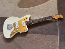 Squier J. Mascis Jazzmaster P90 E-Gitarre Vin...