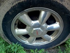 Wheel 17x7 Aluminum 6 Spoke Polished Covered Lug Nuts Fits 02-07 Envoy 3178387 Wheel 17x7 Aluminum 6 Spoke Polished Covered Lug Nuts Fits 02-07 Envoy 3178387