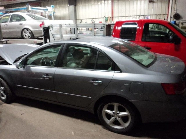 Коробка передач стеклоочистителя подходит для 06-10 SONATA 225229 - Изображение 3 из 4