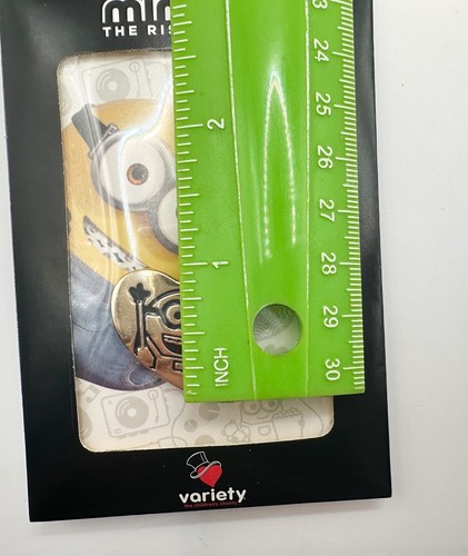 Minions Rise Of Gru Variety Kinder Charity Herz Anstecknadel NEU - Bild 3 von 4