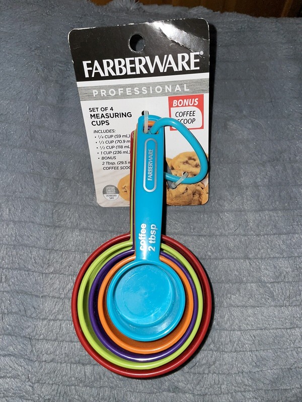 BNIP Farberware Professional Plastic Measuring Cups Bonus Coffee Spoon 5 Pieces