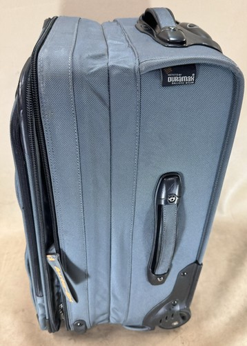 Kirkland Signature Duramax 22” Upright Expandable Wheeled Carry On Suitcase Teal - Picture 11 of 14