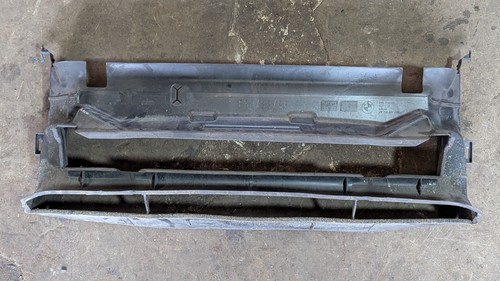 BMW 4 LOWER AIR DUCT INTERCOOLER 72990609 F32/F33/F36 (2013-2020)