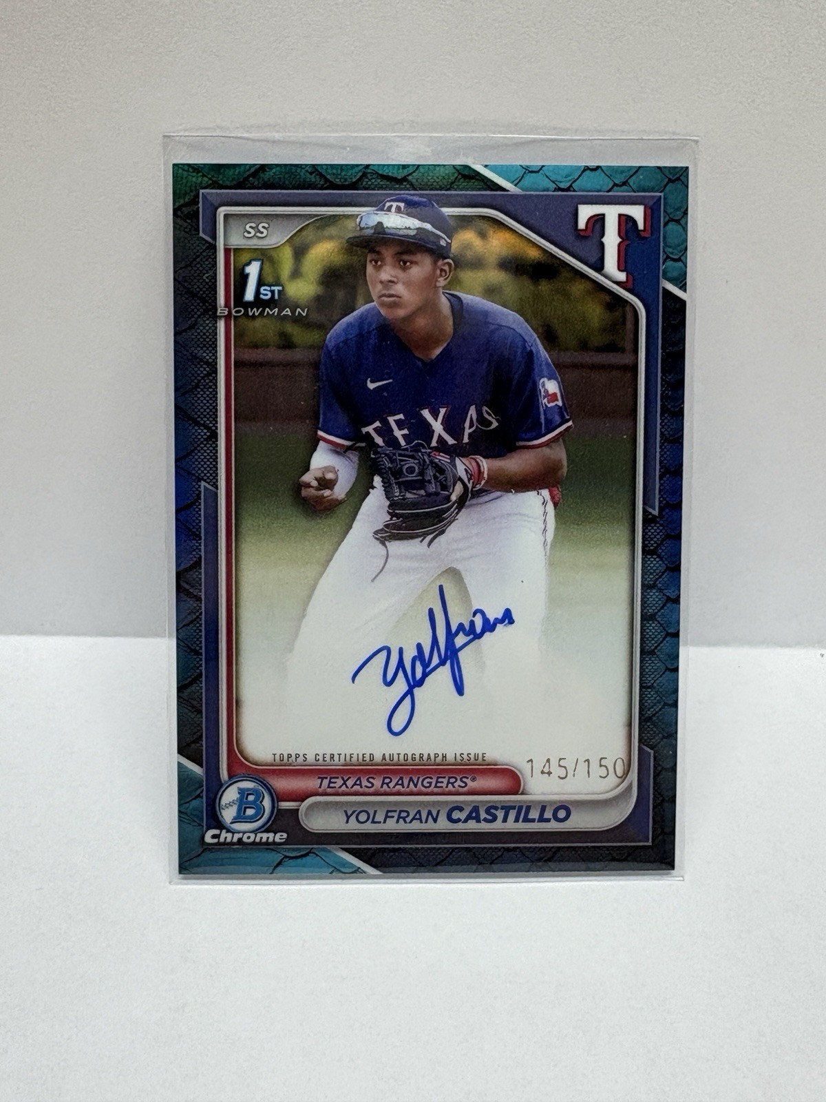 2024 Bowman Chrome Yolfran Castillo Prospects 1st Auto Blue Reptilian #/150