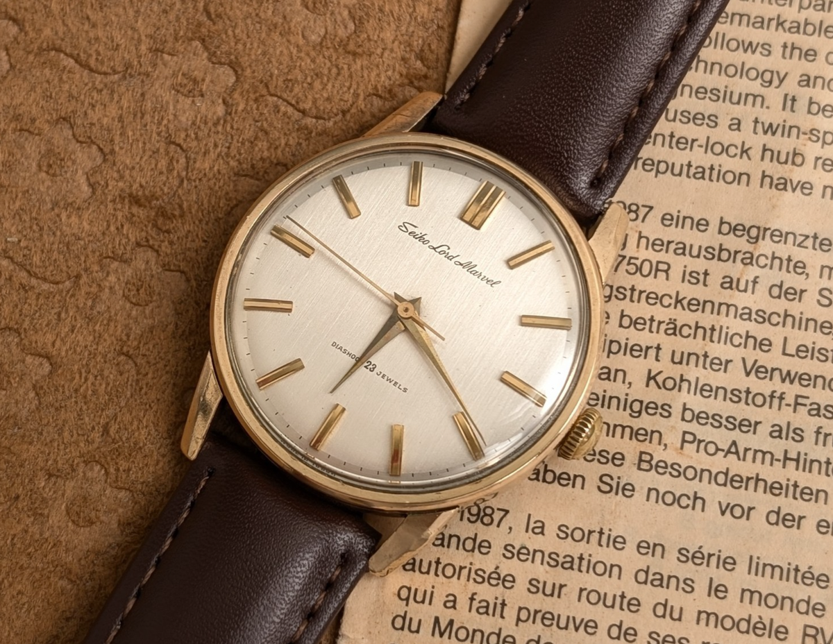 Vintage 1960's SEIKO Lord Marvel 5740-1990 Gold Hand-winding Men's