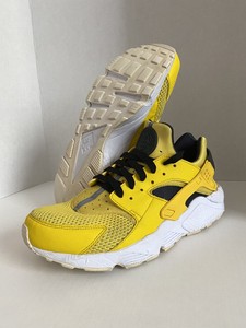 nike huarache lightning