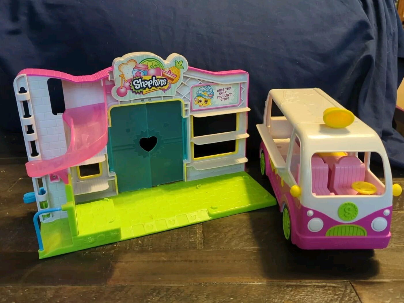 Shopkins Lot Supermarket Mart & Scoops Ice Cream Truck