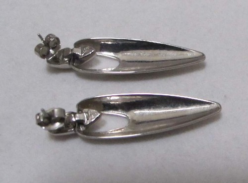 Sleek Modernist Vtg 1-5/8” Silver Tone Dangle “Cosmos Pod” Post Pierced Earrings - Picture 11 of 12