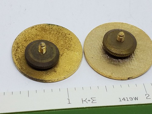 2 Area "B" RED TOPS Benefit Run Screw back 1977, 79 - Picture 3 of 3
