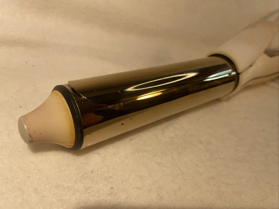 Rizador Kristin Ess 1 pulgada titanio usado Foto 3 de 4