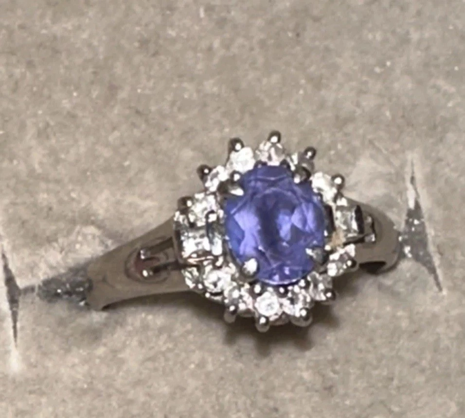 Diamante natural de platino macizo extraído en tierra genuino de tanzanita de 0,76 quilates talla 6 Foto 2 de 4