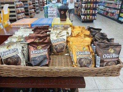 Buc-ee's Combo All 5 Chocolate Bars 1/4 Pound Each Gift Party Milk Dark Caramel 