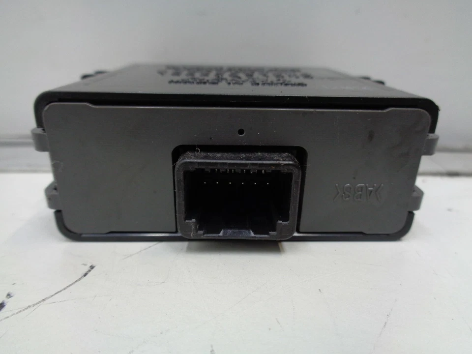 Módulo de control de monitor de presión de neumáticos Toyota Prius TPMS 2010-2015 OEM AK2102179 Foto 3 de 4