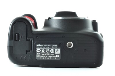 Near Mint] Nikon D3100 14.2MP Digital SLR AF-S DX VR 18-55mm