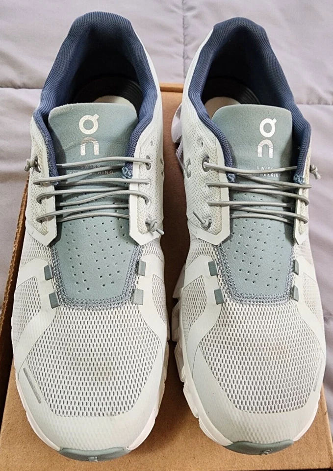 On Cloud® Women's 11 Cloud 5 Running Shoes in Heather/Fossil - Image 3 of 4