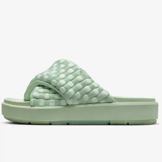 Nike slippers sale under 300
