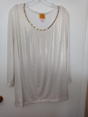 Ladies plus size NWOT cream colored top by RUBY RD size 3X