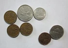 SMALL LOT OF OLD CANADIAN COINS - SILVER QUARTER & DIME + PENNIES